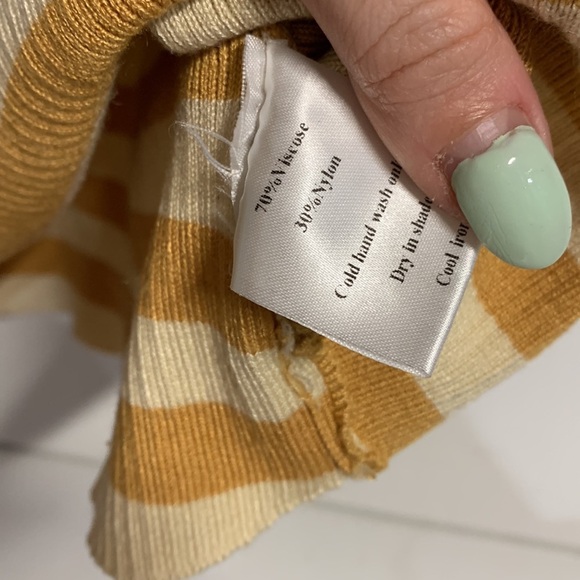 VRG GIRL MEET ME IN CAPRI KNIT MINI DRESS STRIPED PINK TAN LARGE - Picture 5 of 7